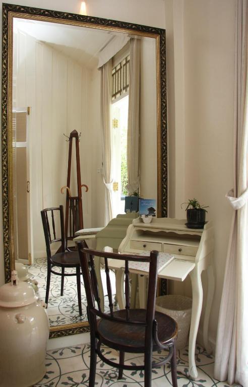 The Hen Hua Hin Hotel Phòng bức ảnh